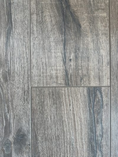 Plancher stratifié durable | TOUCAN TF 6005 - 2.46$ / pi²