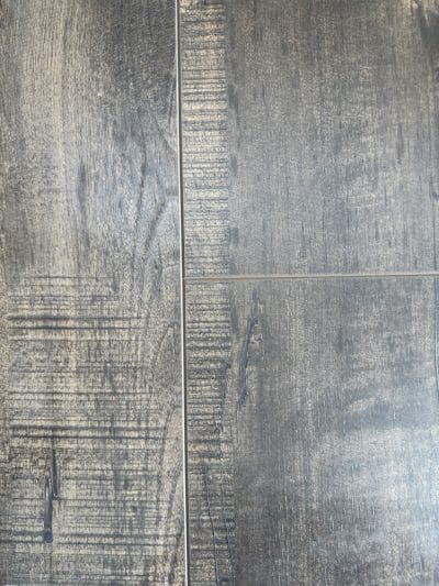 Plancher stratifié durable | TOUCAN TF 6011 - 2.46$ / pi²