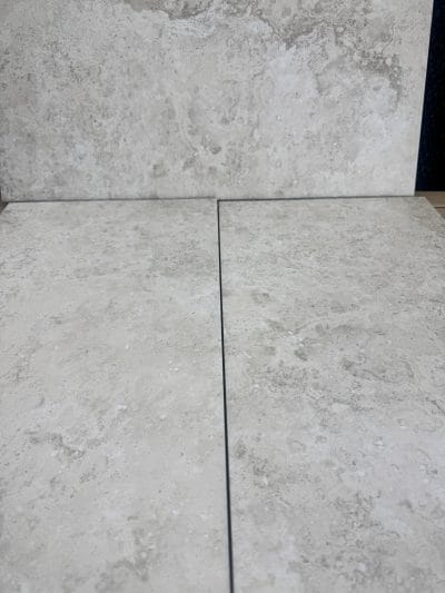 Tuiles Céramique 12" x 24" - 1.39$/pi²