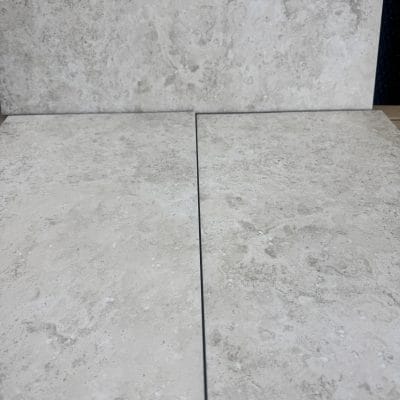 Tuiles Céramique 12" x 24" - 1.39$/pi²