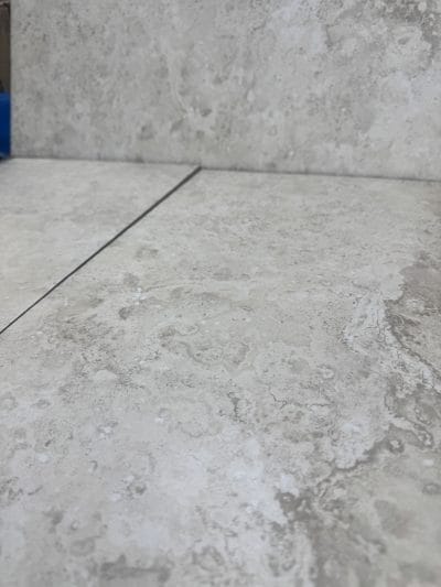 Tuiles Céramique 12" x 24" - 1.39$/pi²