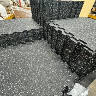 Tapis en Caoutchouc pour Gym - 24" x 24" | Résistant et Durable