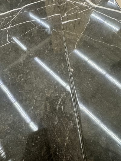 Céramique Mur 8"x 24"- 0.99$/pi²