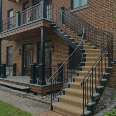 tapis-fibre-naturelle-27-escalier-exterieur Escalier extérieur avec tapis fibre naturelle 27 pouces